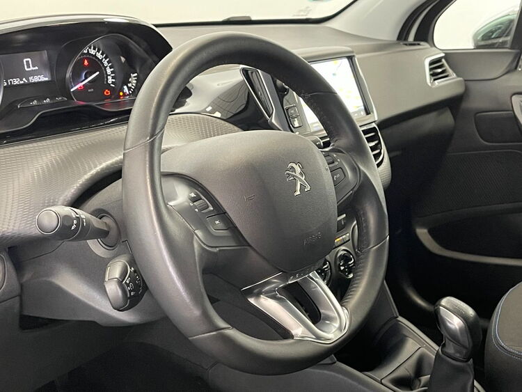 Peugeot 208 STYLE foto 23