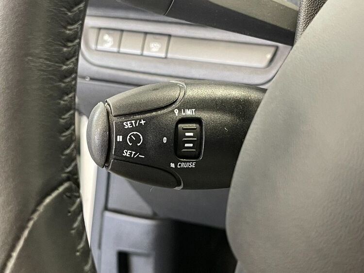Peugeot 208 STYLE foto 25