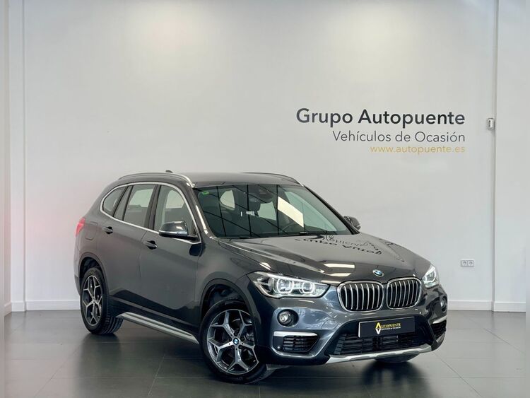 BMW X1 X LINE foto 2