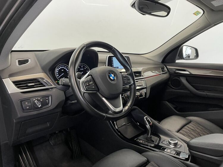 BMW X1 X LINE foto 14