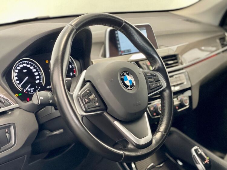 BMW X1 X LINE foto 19