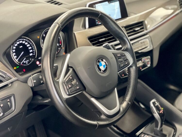 BMW X1 X LINE foto 20