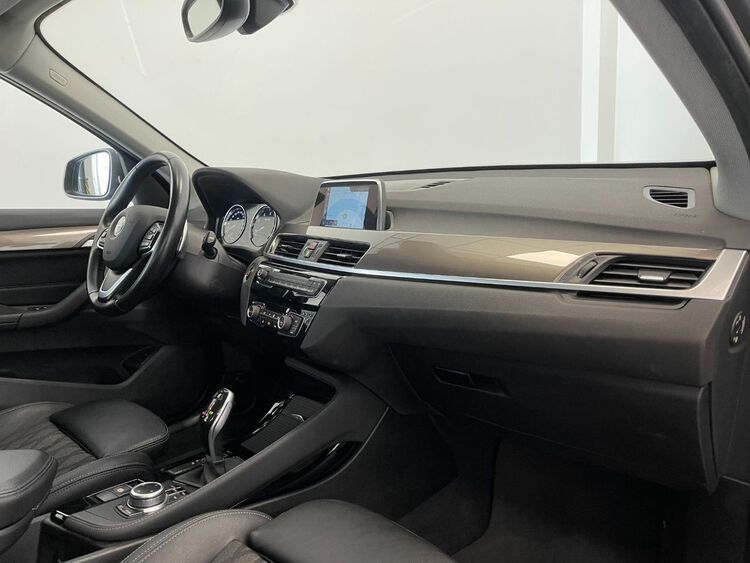 BMW X1 X LINE foto 31