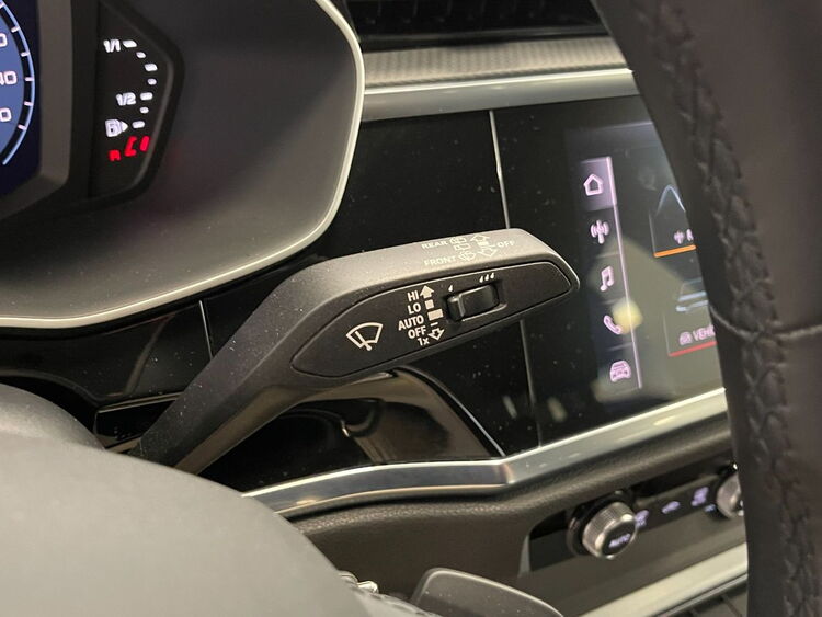 Audi Q3 35 TDI S TRONIC foto 25