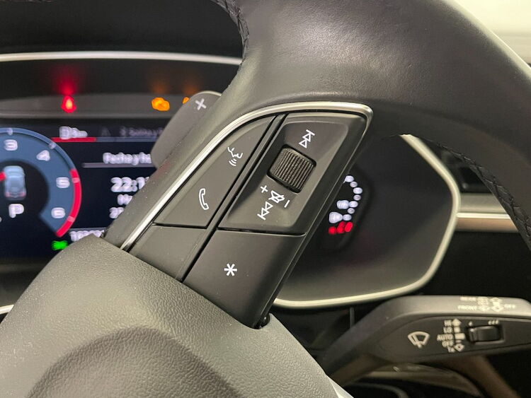 Audi Q3 35 TDI S TRONIC foto 29