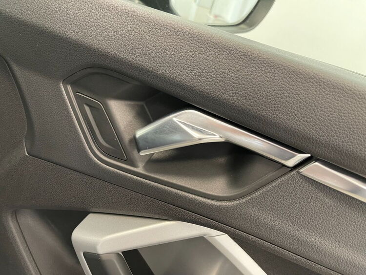 Audi Q3 35 TDI S TRONIC foto 36