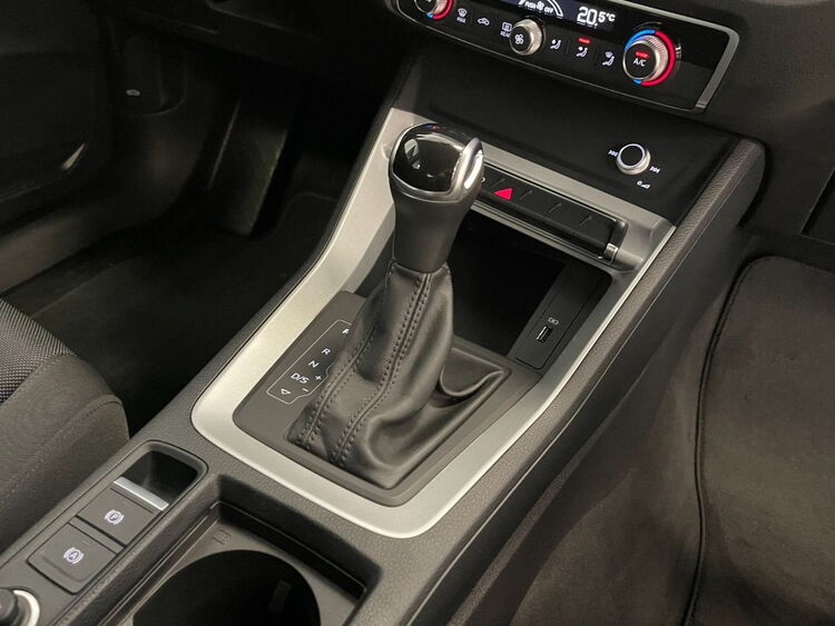 Audi Q3 35 TDI S TRONIC foto 44