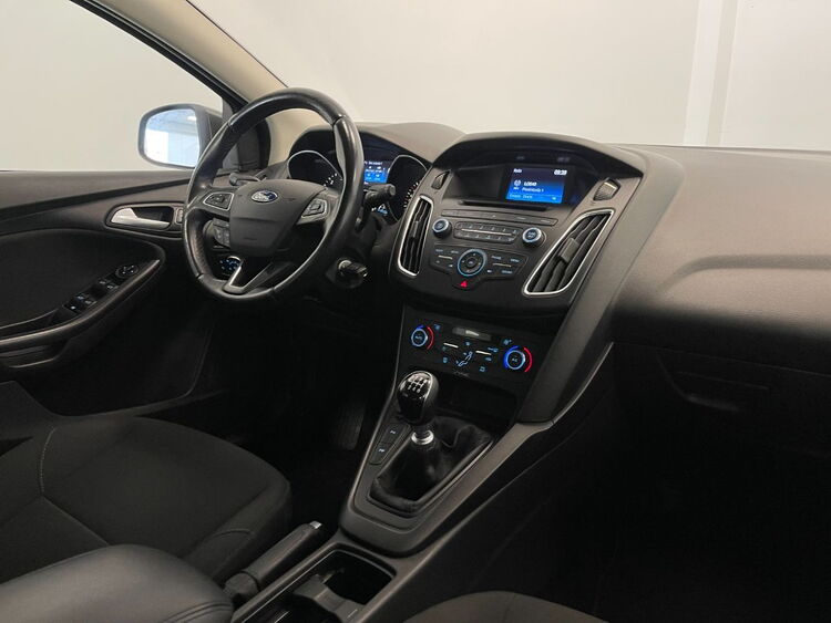 Ford Focus TREND + foto 12