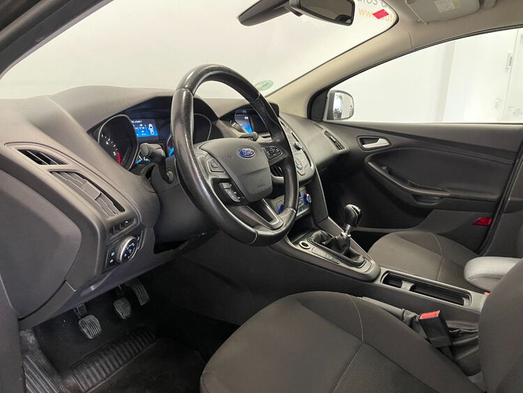 Ford Focus TREND + foto 15