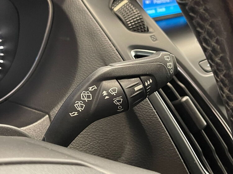Ford Focus TREND + foto 23