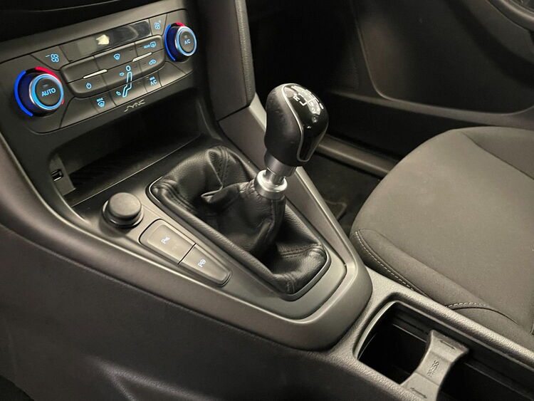 Ford Focus TREND + foto 28