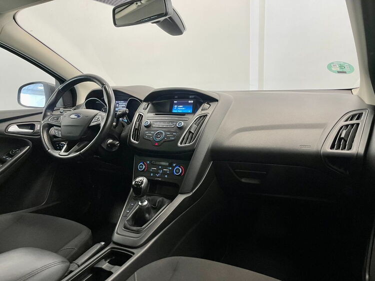 Ford Focus TREND + foto 11