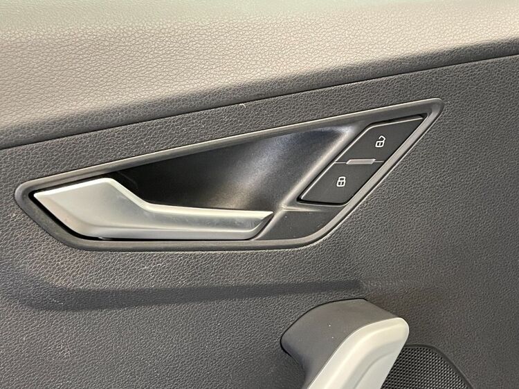 Audi Q2 DESIGN EDITION foto 20