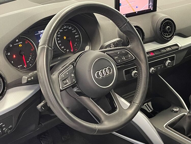 Audi Q2 DESIGN EDITION foto 24