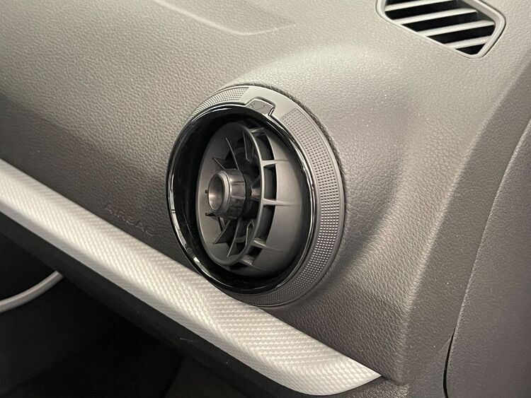Audi Q2 DESIGN EDITION foto 35