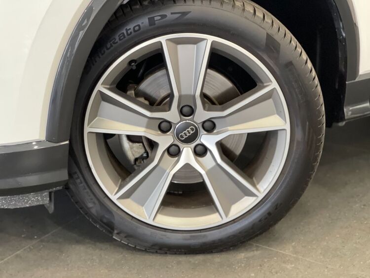 Audi Q2 DESIGN EDITION foto 50