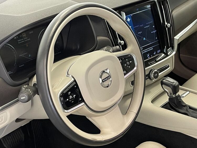 Volvo V90 Cross Country 4WD AUTO foto 19