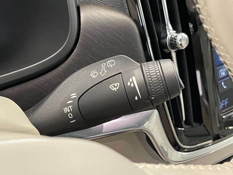 Volvo V90 Cross Country 4WD AUTO foto 22