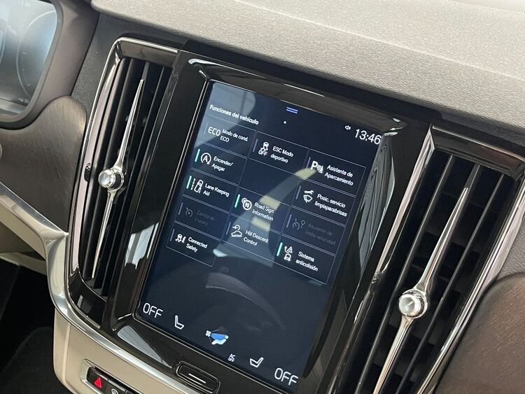 Volvo V90 Cross Country 4WD AUTO foto 33