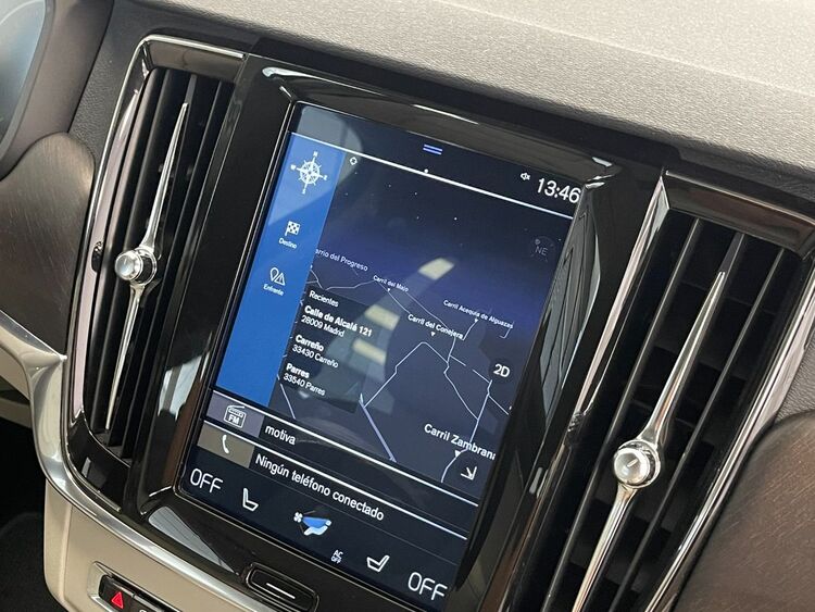 Volvo V90 Cross Country 4WD AUTO foto 35