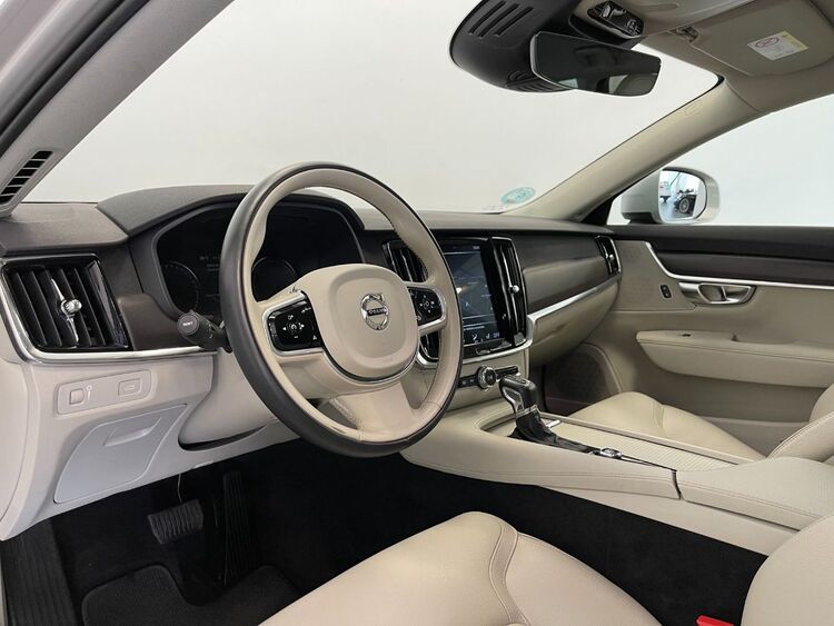 Volvo V90 Cross Country 4WD AUTO foto 8