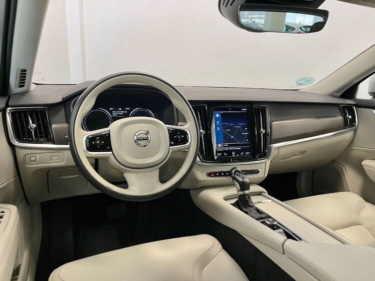 Volvo V90 Cross Country 4WD AUTO foto 9