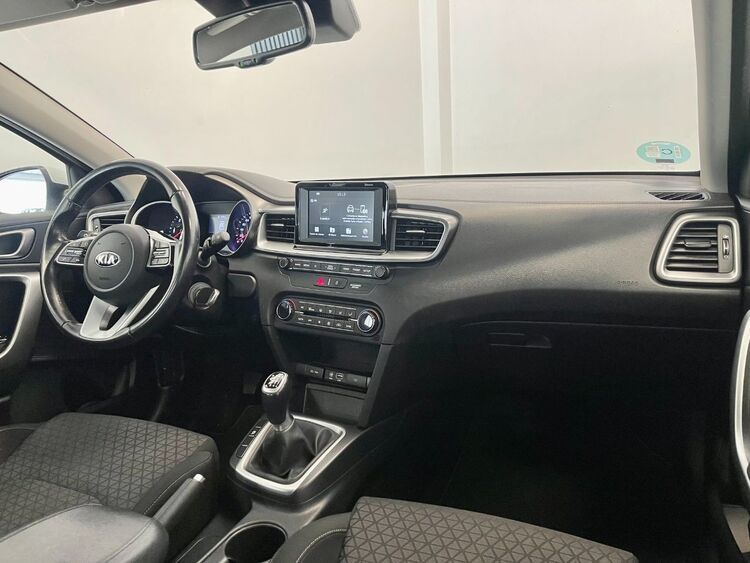 Kia Ceed Business foto 11