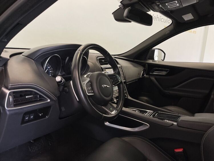 Jaguar F-Pace R SPORT foto 14