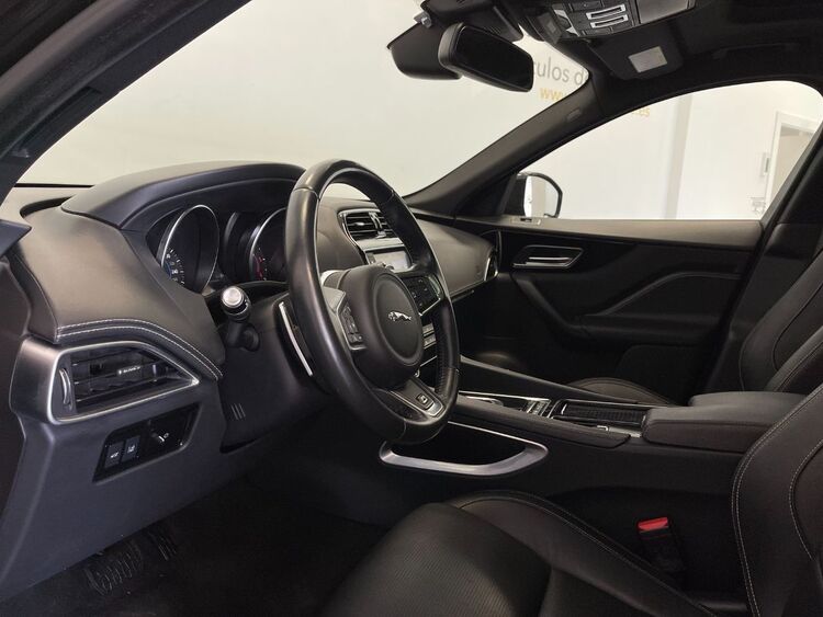 Jaguar F-Pace R SPORT foto 15