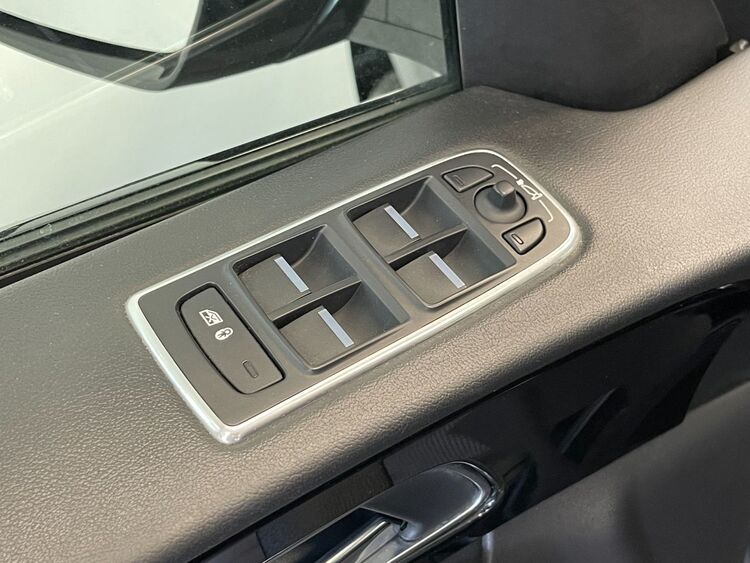 Jaguar F-Pace R SPORT foto 18