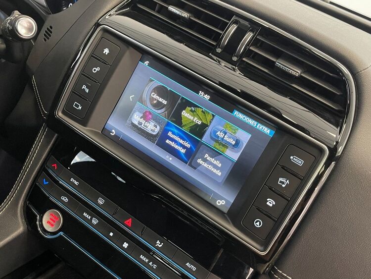 Jaguar F-Pace R SPORT foto 45