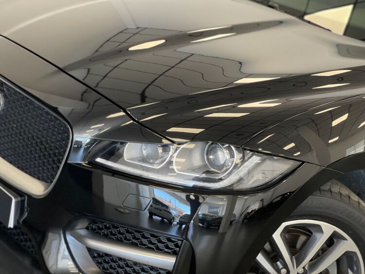 Jaguar F-Pace R SPORT foto 52